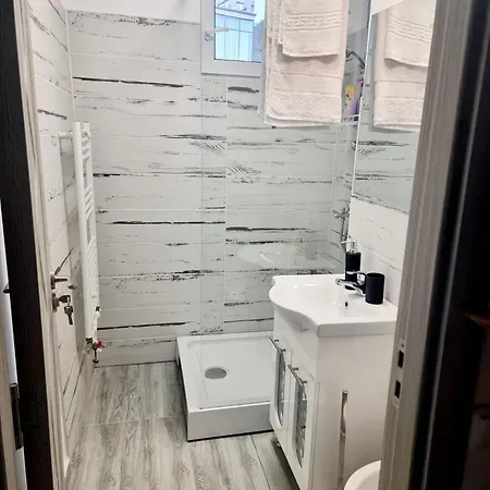 Apartment Feel Like *